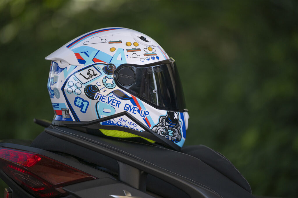 Kask LS2 FF812