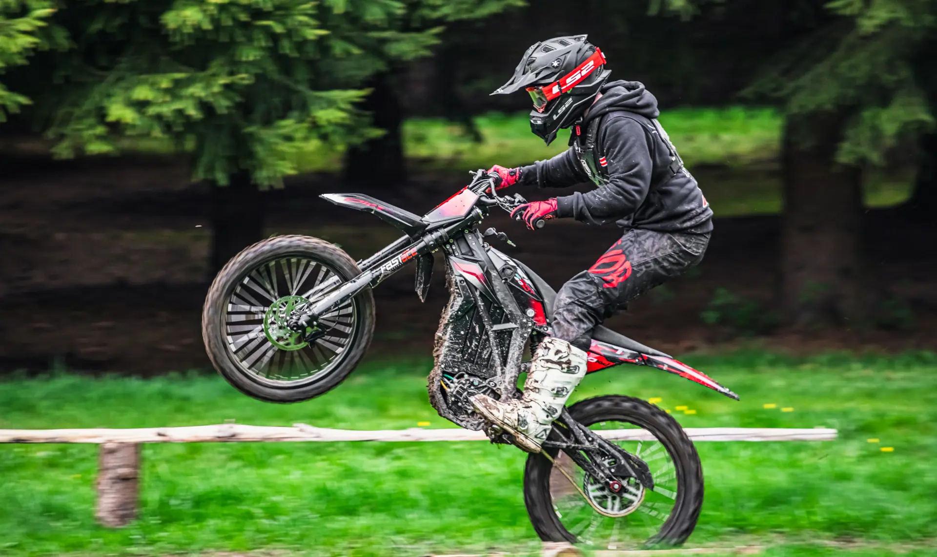 MRF eDIRT 6.0 w terenie
