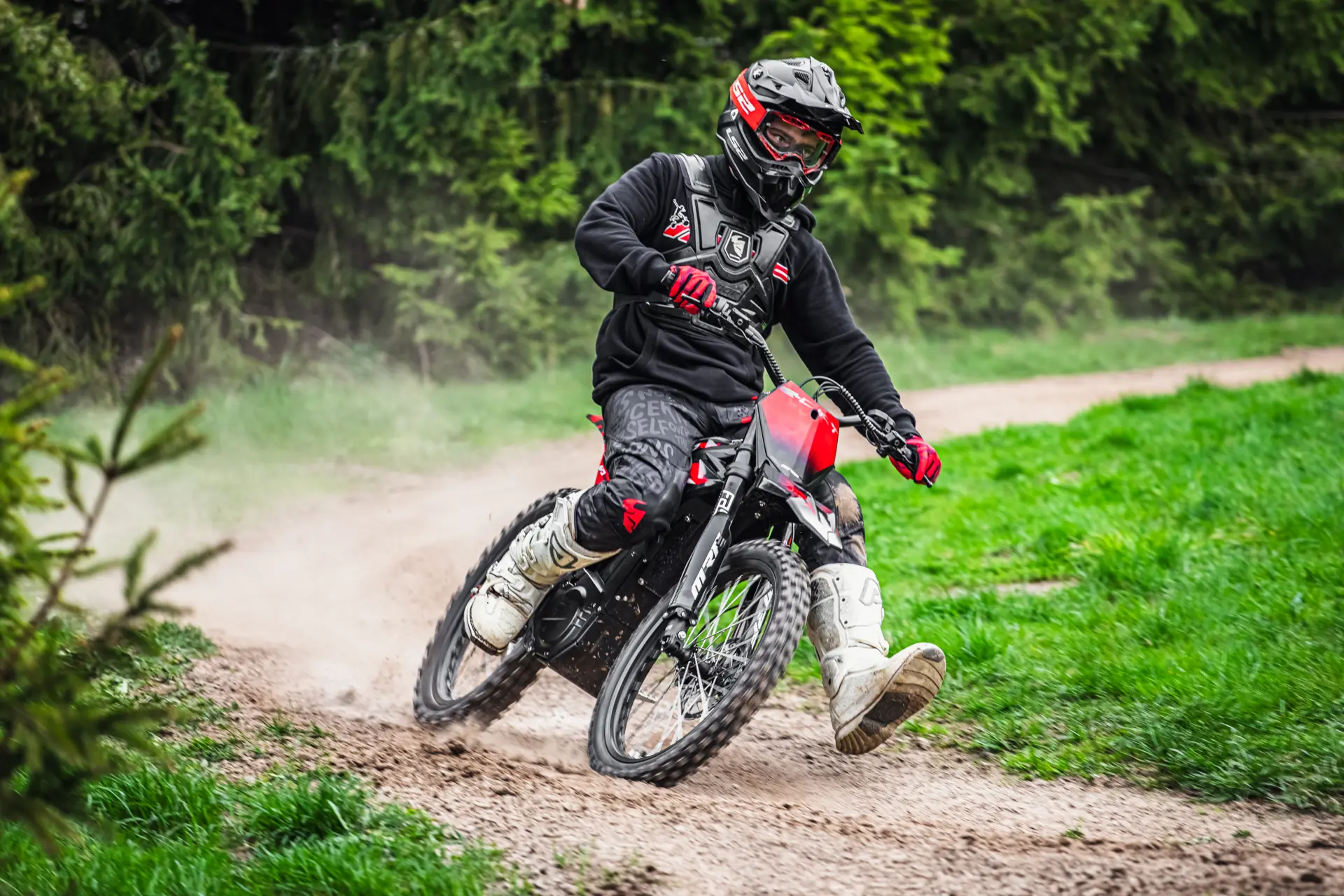 MRF eDIRT 6.0 w terenie