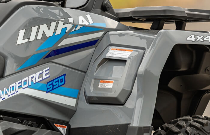 LINHAI Landforce 550L EPS ABS Praktyczna przestrzeń bagażowa