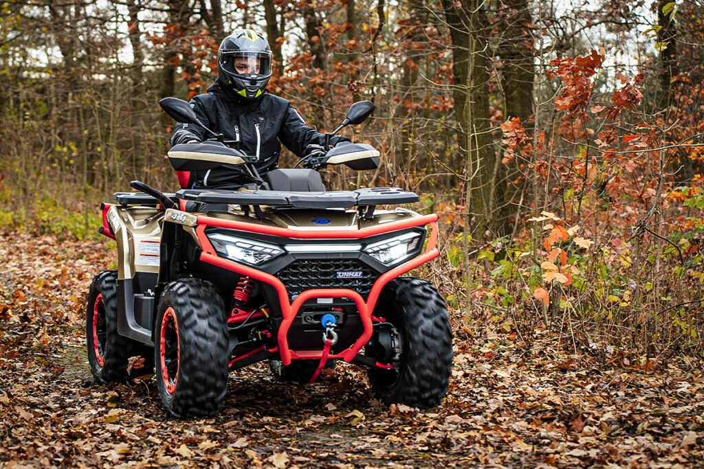 LINHAI Landforce 650L PRO EPS ABS w terenie