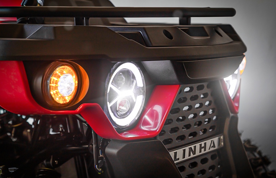 LINHAI M210 EFi oświetlenie