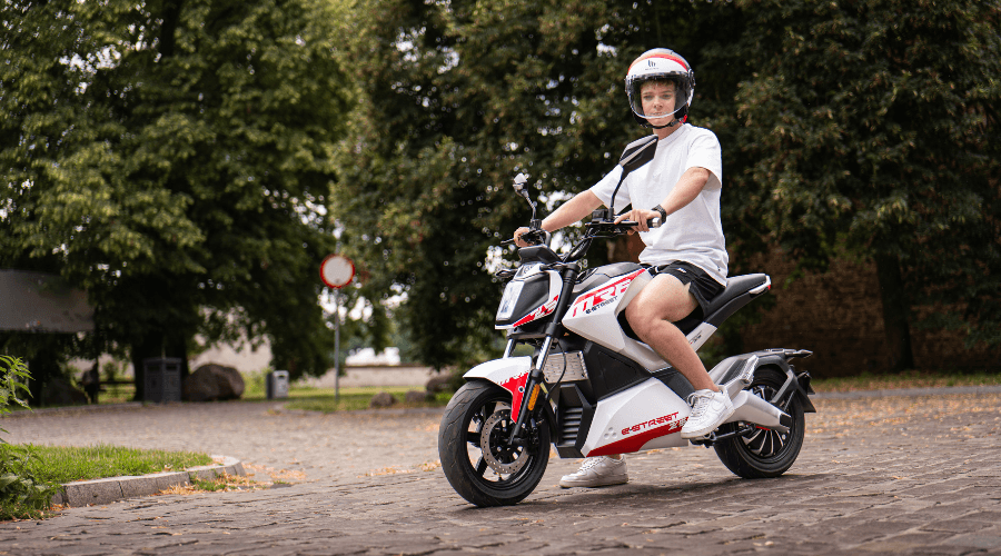 MRF eSTREET 2.5 KOMPAKTOWY ROZMIAR