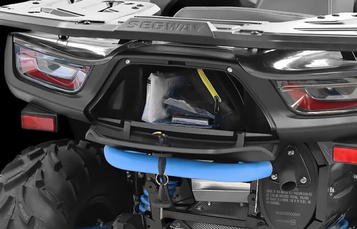SEGWAY Snarler AT6 L EPS Limited Black ABS, Miejsca do przechowywania